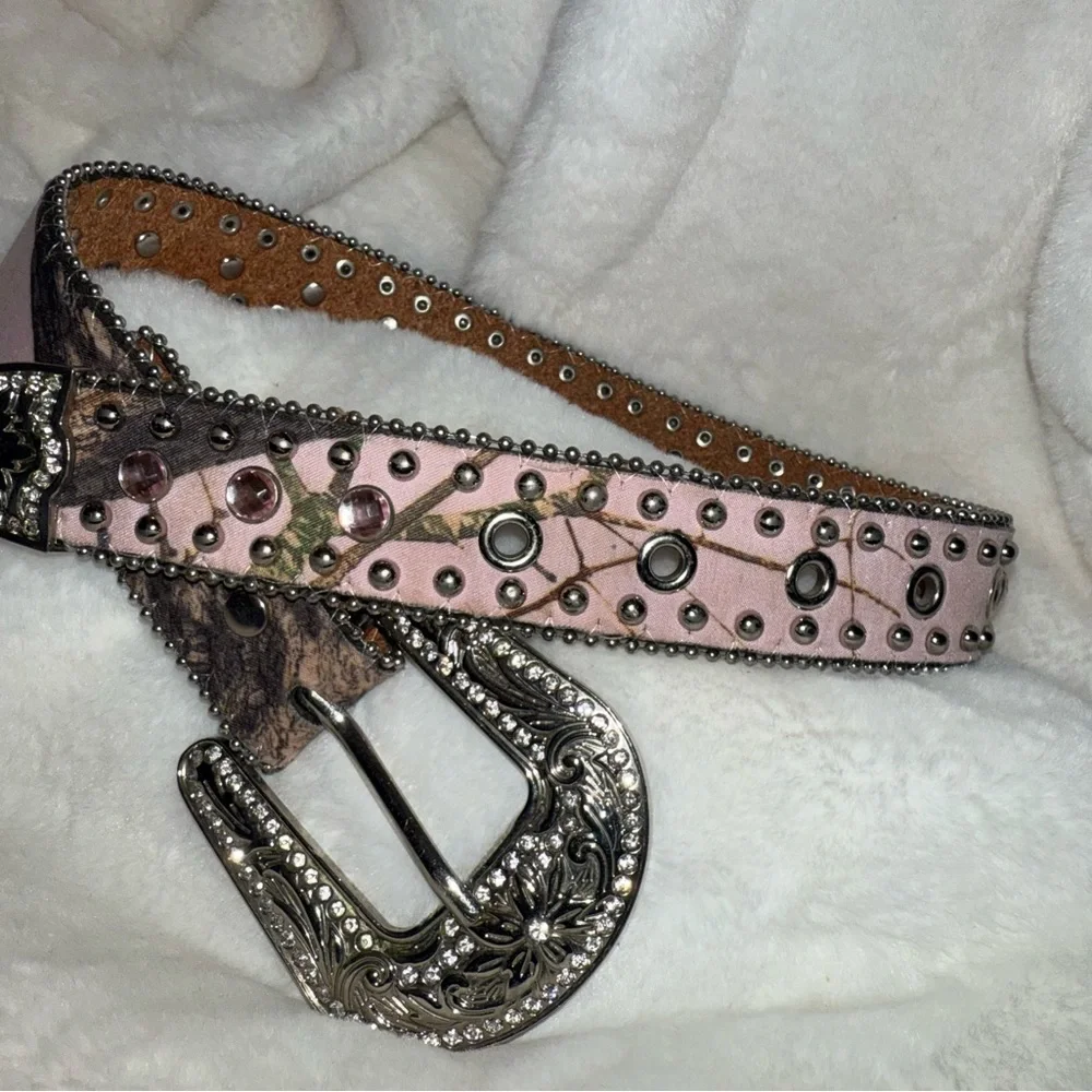 Nocona Black and Silver Western Belt